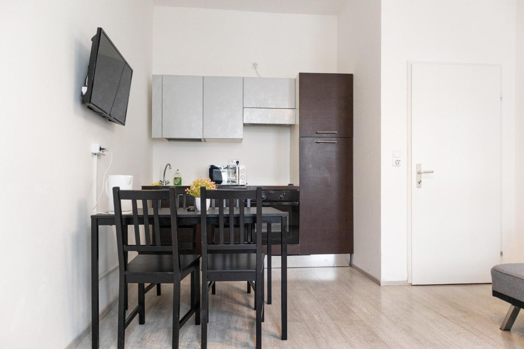 2 Pleasant Flats - Perfect For Long Apartment Wien