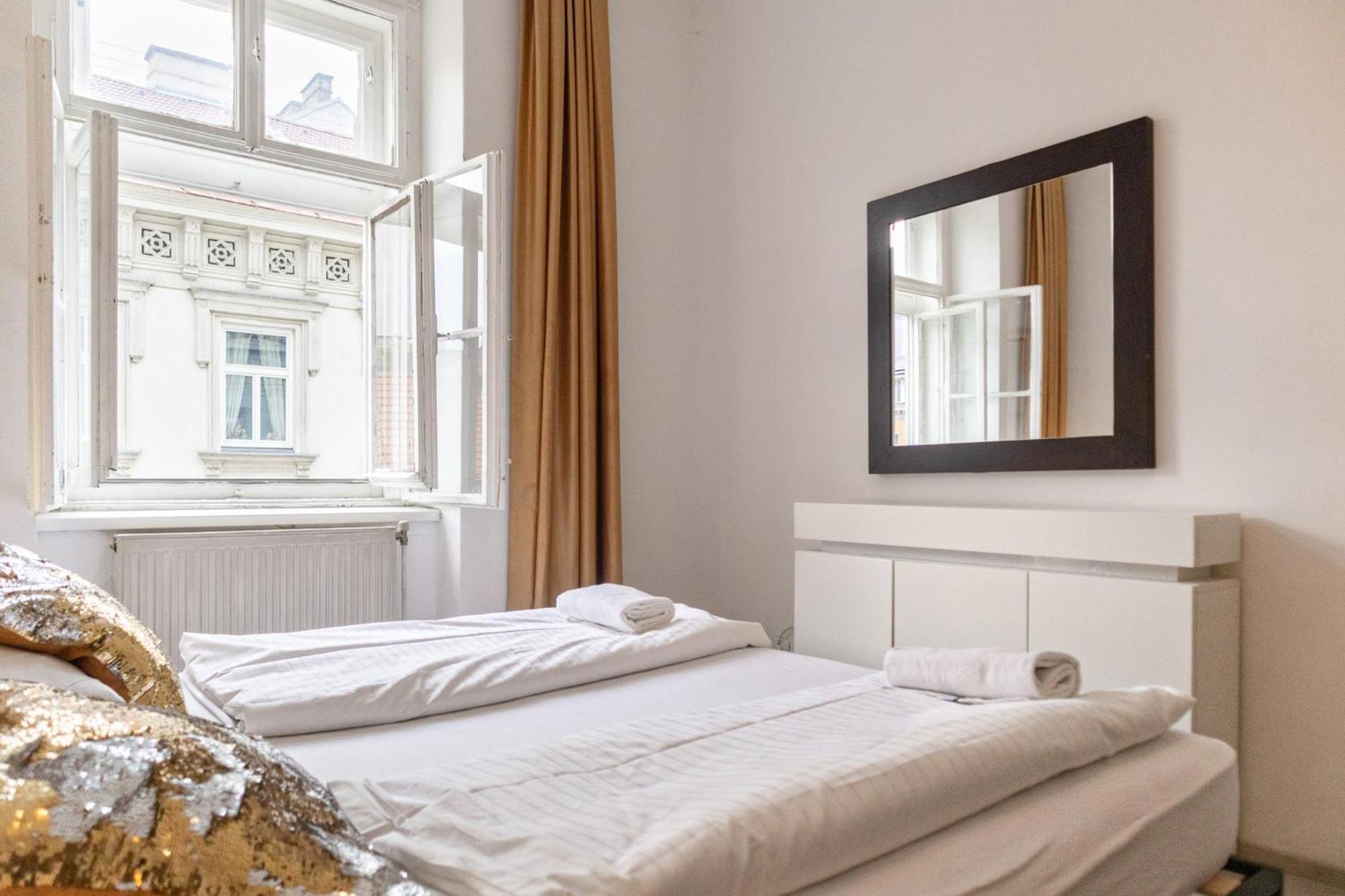 2 Pleasant Flats - Perfect For Long Apartment *